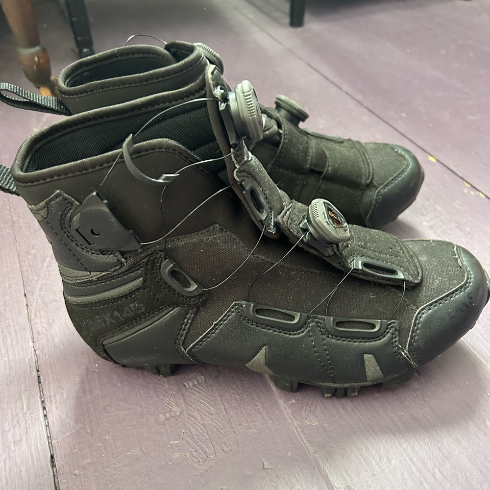 Lake Cycling Boots